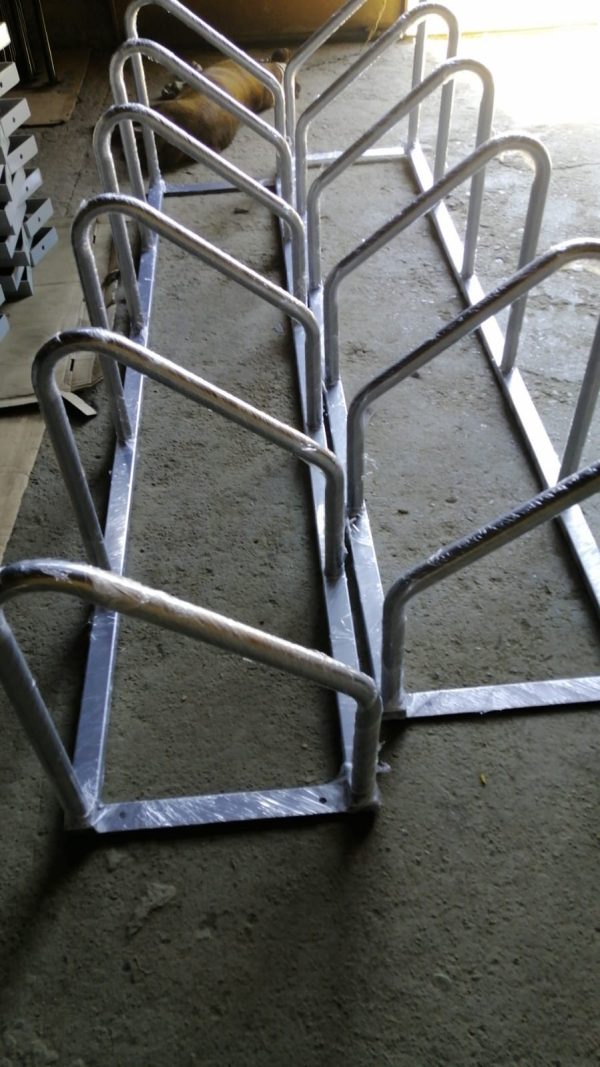 Bicicletero Metálico BM-6B